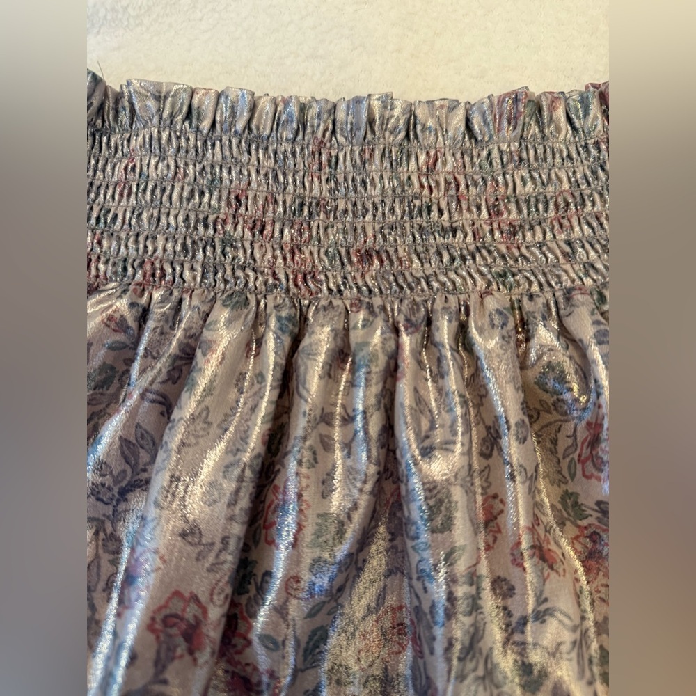 Free People “In A Bubble” Metallic Tiered Mini Skirt. EUC - - Picture 6 of 14